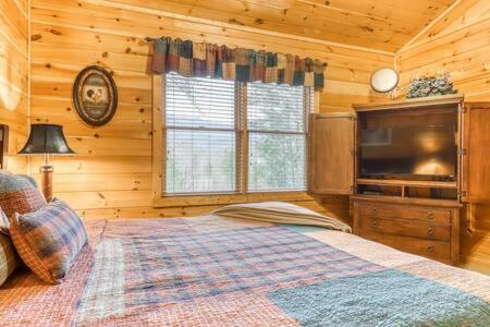 The Great Escape - Min From Parkway With Hot Tub Gatlinburg Exterior foto