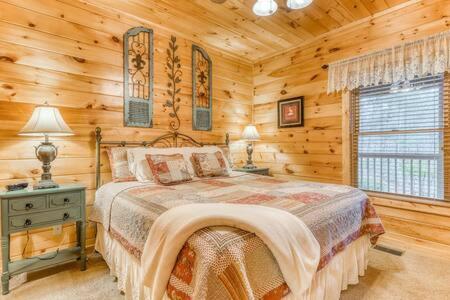 The Great Escape - Min From Parkway With Hot Tub Gatlinburg Exterior foto