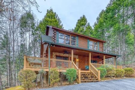 The Great Escape - Min From Parkway With Hot Tub Gatlinburg Exterior foto
